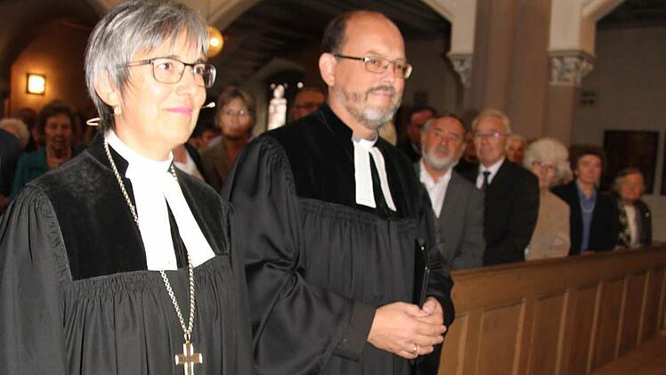 Regionalbischöfin Dorothea Greiner kam zum Installationsgottesdienst des neuen Dekans Thoma Kretschmar in die Petrikirche. Foto: Sonny Adam