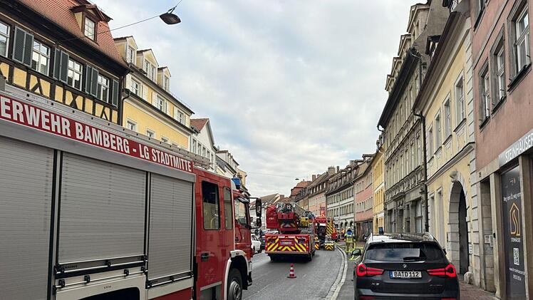 Feuerwehr Bamberg mit vier Brandeins&auml;tzen an einem Tag
