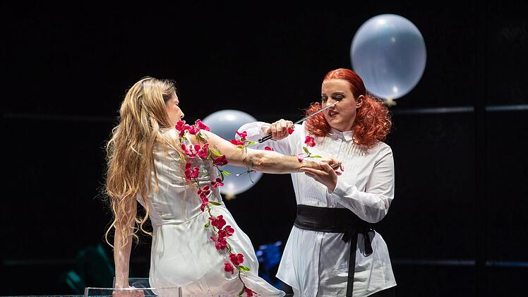Dvoráks "Rusalka" feierte Premiere am Landestheater Coburg.Foto: Sebastian Buff