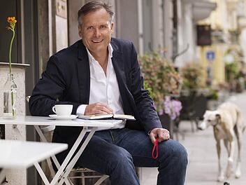 Axel Hacke, der Popstar unter den deutschen Kolumnisten, liest zum 25-jährigen Bestehen des Kulmbacher Literaturvereins. Foto: privat