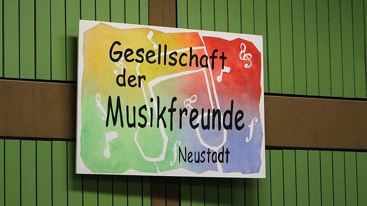 Impressionen vom Sinfoniekonzert mit dem Orchester der Musikfreunde NeustadtFoto: Jochen Berger