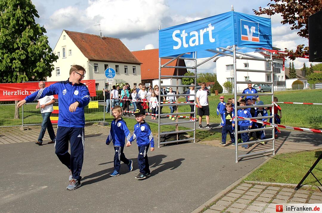 Benefizlauf "Lauf für Uganda" in Hannberg