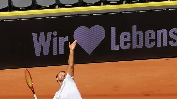 Kevin Krawietz hat seinen dritten Turniersieg auf deutschem Boden im Tennis-Jahr 2021 am Sonntagvormittag in Hamburg knapp verpasst.