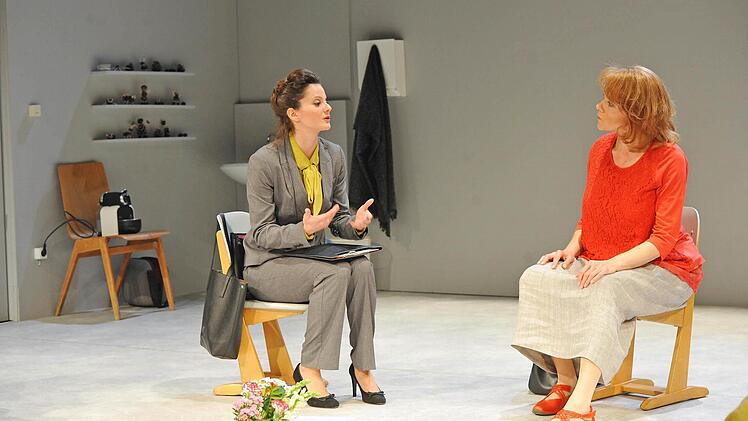 Turbulentes Pennäler-Drama: "Frau Müller muss weg" feierte Premiere im Coburger Theater in der Reithalle.Foto: Andrea Kremper