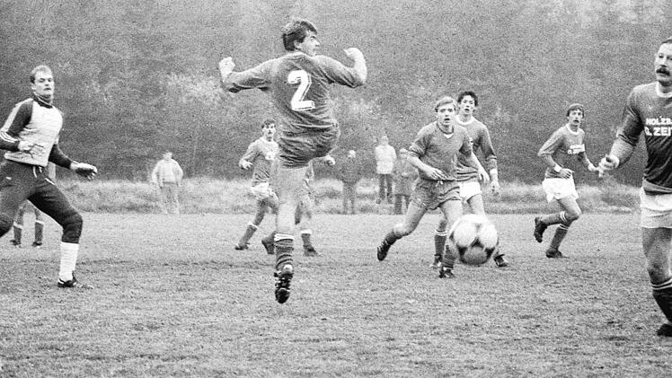 Mit 3:1 gewinnt der TSV Volkers sein Heimspiel gegen den TSV Aschach.