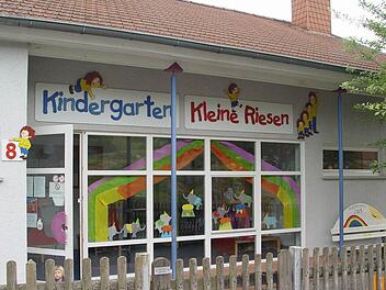 Die Außenfront und der Eingangsbereich des Kindergartens Züntersbach sieht seit 1988 so aus. Foto: Brigitta Kempe-Wolf