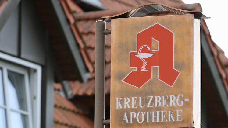 Die Schließung der Kreuzberg-Apotheke in Wildflecken bereitet den Marktgemeinderäten Kopfzerbrechen. Foto: Sebastian Schmitt