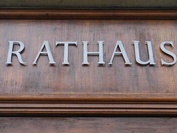 Rathaus Maxplatz. Hier wird über die Geschicke Bambergs entschieden.  Foto: Ronald Rinklef
