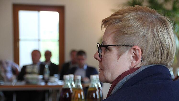 Bundestagsabgeordnete Sabine Dittmar lauschte den Ausführungen. Foto: Ulrike Müller