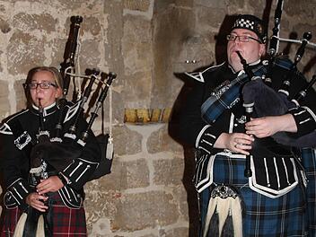 Dudelsackkl&auml;nge waren beim "Celtic Castle"-Festival auf Schloss Thurnau zu h&ouml;ren.  Fotos: Sonny Adam