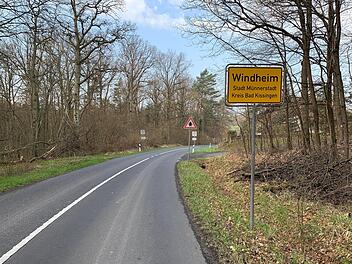Auf der abschüssigen Straße nach Windheim wird zu schnell gefahren. Das hat eine Messung der Stadt jetzt bestätigt. Foto: Thomas Malz