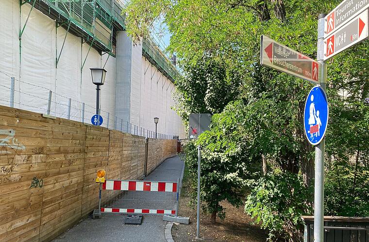 Bamberg: Gerüsttunnel an Schloss Geyerswörth bleibt bis 2023 gesperrt