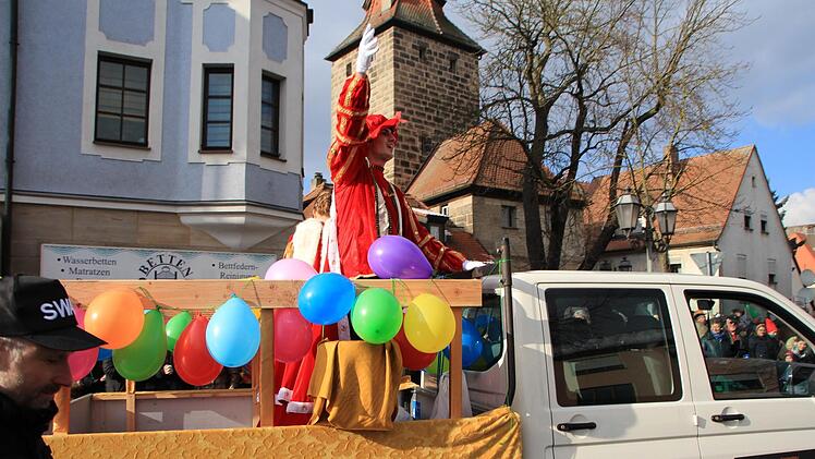 Der Faschingszug durch Höchstadt  - Foto: Andreas Dorsch