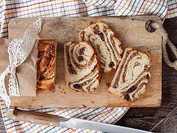 Hefezopf-mit-Nussfuellung.jpeg.jpg