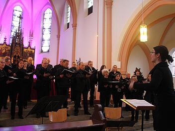 Sabine Behr hatte mit dem katholischen Kirchenchor "Cantora" ein anspruchsvolles Programm erarbeitet. Foto: Sonny Adam