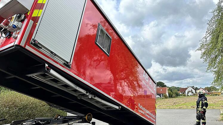 Gremsdorf: Kellerbrand in Einfamilienhaus sorgt für Großeinsatz - "Starke Rauchentwicklung"