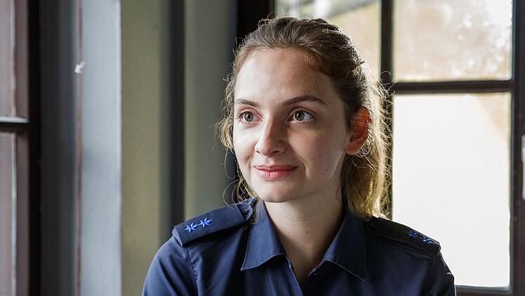 Seit M&auml;rz ist die junge M&uuml;nchnerin Paulina R&uuml;mmelein als Polizistin Franzi in der ARD-Vorabendserie "Watzmann ermittelt" zu sehen. Auch im Spielfilm mischt sie mit.