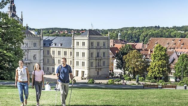 Coburg erleben und dabei Interessantes erfahren, erlaubt die App für Hörspaziergänge - jetzt auch auf Englisch.