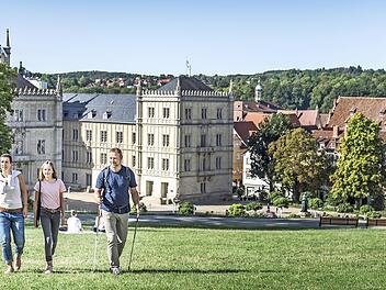 Coburg erleben und dabei Interessantes erfahren, erlaubt die App für Hörspaziergänge - jetzt auch auf Englisch.