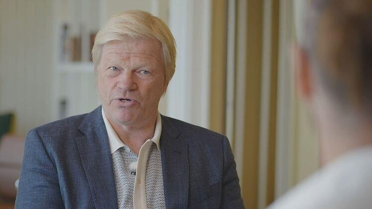 Oliver Kahn, "Triple - der Hagedorn Fußballtalk", Sky