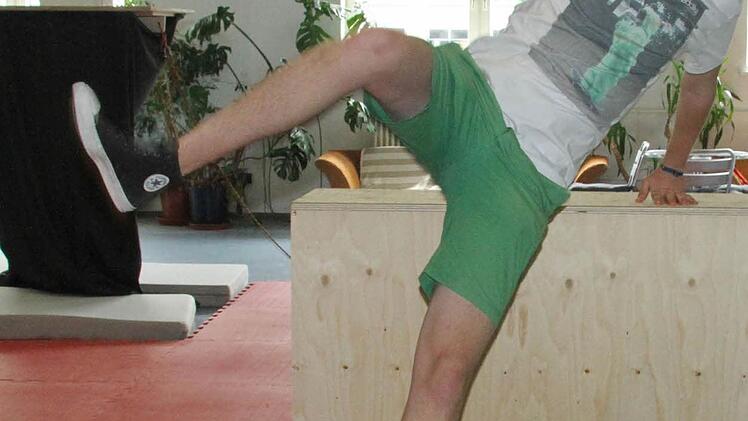 Parkour-Training in der Alten Spinnerei Foto: Sonny Adam