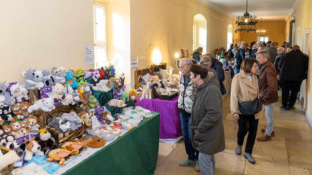 R&ouml;delsee, Traditioneller Weihnachtsmarkt rund um das Schloss