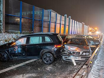 Blitzeissorgt f&uuml;r Massenkarambolage auf B173 bei Lichtenfels