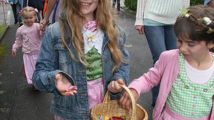 Dirndl und fränkische Trachten war beim Wiesenfest in Burghaig Trumpf, denn das Motto des Tages lautete "Fränkisch feiern"