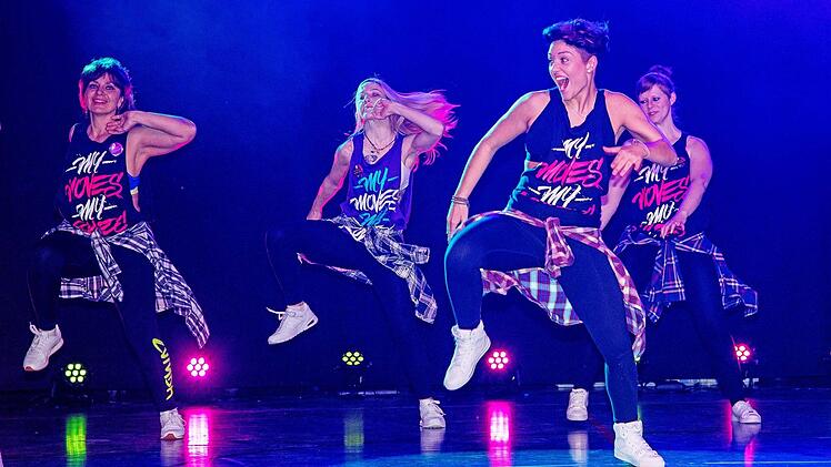 Zumba Crew, Tanzstudio Prestige Küps