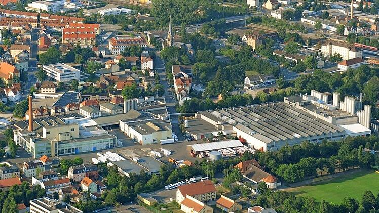 Bei dem Spezialfolienproduzenten im Herzen Forchheims bricht eine neue Zeit an.  Foto: Ronald Rinklef