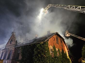 Bayreuth: Gaststätte "Sudpfanne" durch Feuerinferno massiv zerstört - "sind schwer erschüttert"