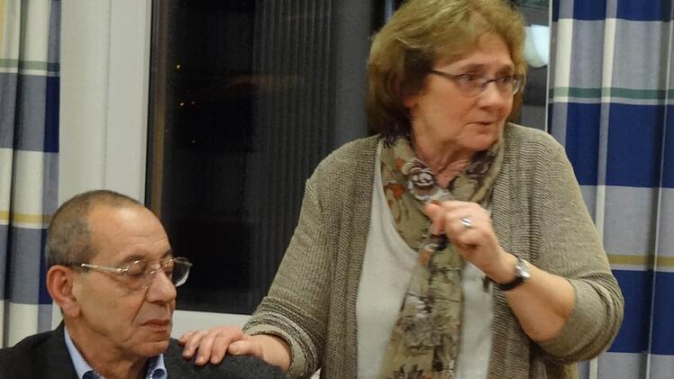 Christentum und Islam in der Familie vereint: Dahech Saffouri aus Syrien und seine Frau Doris Sedlmeier-Saffouri sind seit vielen Jahren verheiratet, leben in Baunach und engagieren sich in der Flüchtlingarbeit. Foto: Johanna Eckert