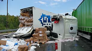 Schwerer Auffahrunfall auf der A6