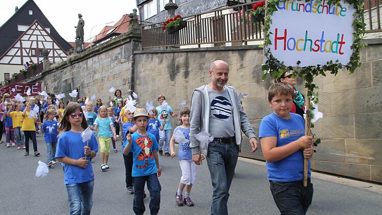 Erstmals dabei, die Grundschule aus Hochstadt.