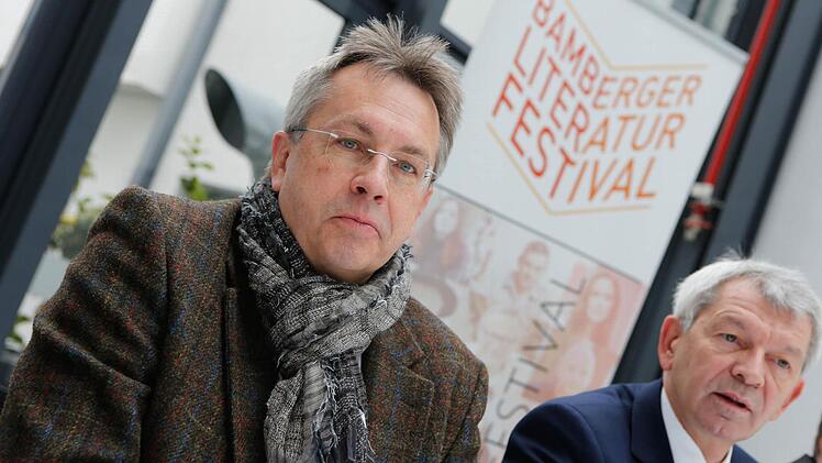 Künstlerischer Leiter Thomas Kraft (li.) und Landrat Johann Kalb
