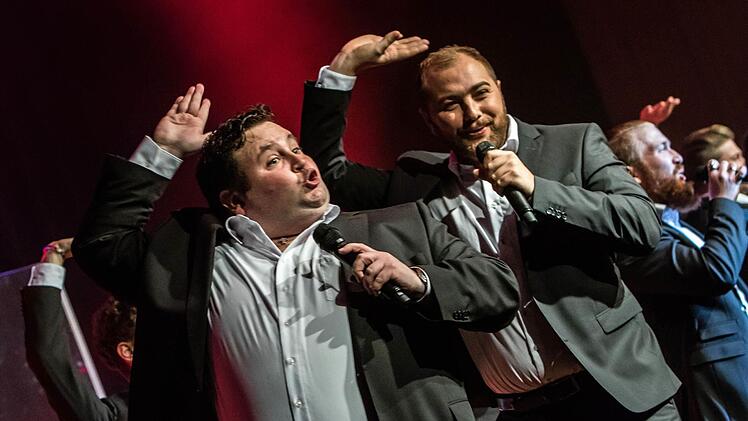 Mit einem bunt gemischten Programm begeisterten "The 12 Tenors" das Coburger Publikum. Foto: Jochen Berger