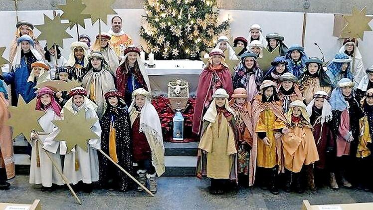 In Großenseebach waren 43 Kinder in zwölf Gruppen unterwegs. Fotos: Sänger