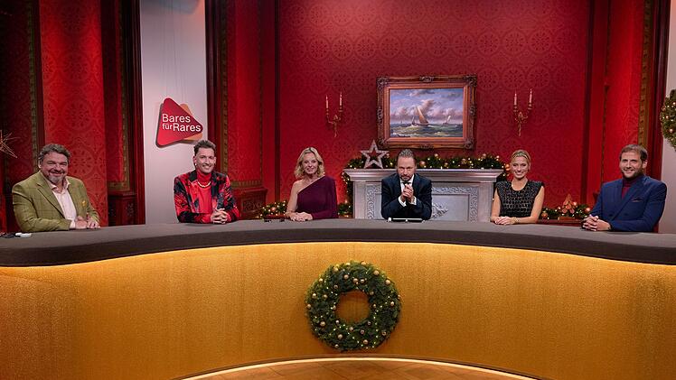 Das Händlerteam ist bereit für die Raritäten, von links: Daniel Meyer, Fabian Kahl, Susanne Steiger, Wolfgang Pauritsch, Dr. Elisabeth "Lisa" Nüdling und Julian Schmitz-Avila.