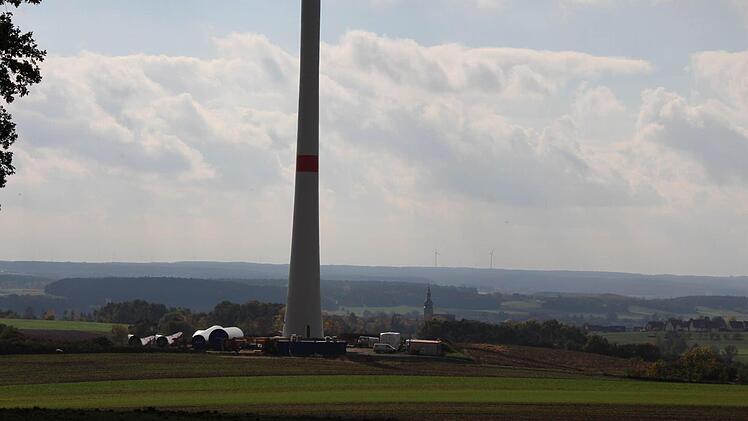 Die Windpark-Baustelle bei Lonnerstadt. Foto: Andreas Dorsch