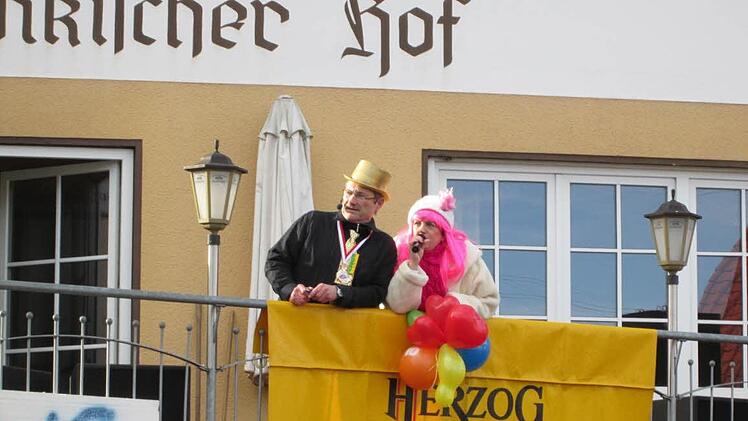 Die Bürgermeister: Zeitlofs Wilhelm Friedrich und Brückenaus Brigitte Meyerdierks behalten den Überblick.