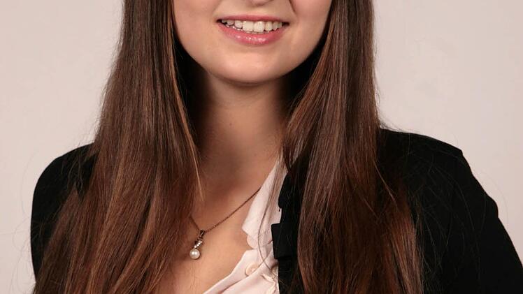 Für ihre Seminararbeit zum Thema Sterbebegleitung wurde Lisa Altenhöfer aus Trossenfurt mit dem Ethik-Preis der Wilhelm-Löhe-Hochschule Fürth ausgezeichnet.