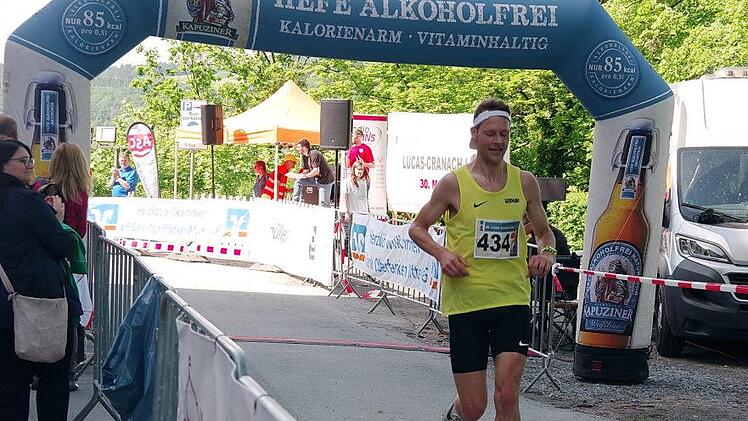 Alexander Dautel entschied sowohl den Fünf- als auch den Zehn-Kilometer-Lauf klar für sich.  Foto: Heike Schülein