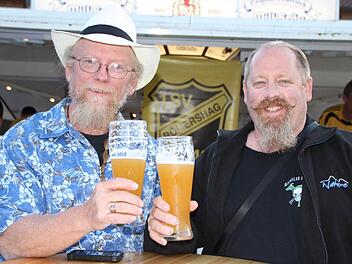 Ein kleiner Abstecher nach Bad Brückenau stand auf der Route von Roy Williams (links) und Eric Pask. Dass sie just das Stadtfest-Wochenende abpassten, war allerdings nicht geplant.Foto: Ulrike Müller/Archiv