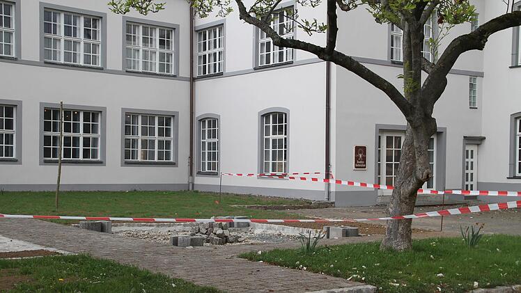 Aktuell wird der Außenbereich des Deutschen Korbmuseums in Angriff genommen.    Foto: Gerda Völk