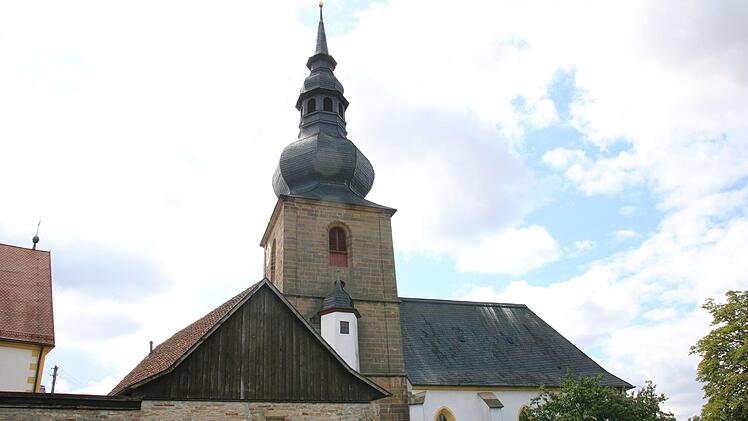 Die Kirche St. Oswald in Untersteinach Foto: Jürgen Gärtner