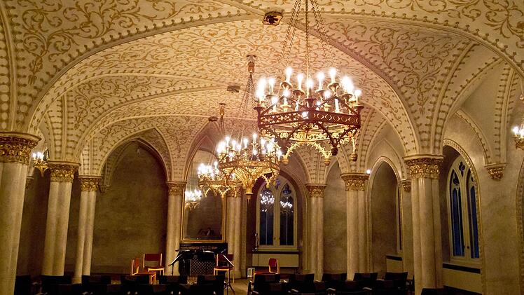 Blick in den Marmorsaal von Schloss Rosenau.Foto: Jochen Berger