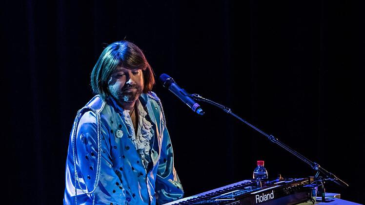 Reichlich Applaus gab es im Coburger Kongresshaus für die Konzert-Show "Abba Gold".Foto: Jochen Berger