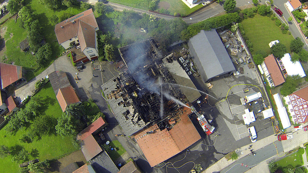 Gro&szlig;brand in Schreinerei