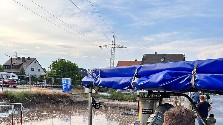 Nürnberg: Schweres Unwetter stürzt Region ins Chaos - 250 Einsatzkräfte aktiv