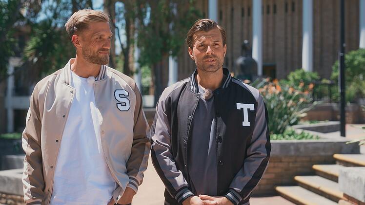 Sebastian (l.) und Tim laden zu den ersten Dates ein.
